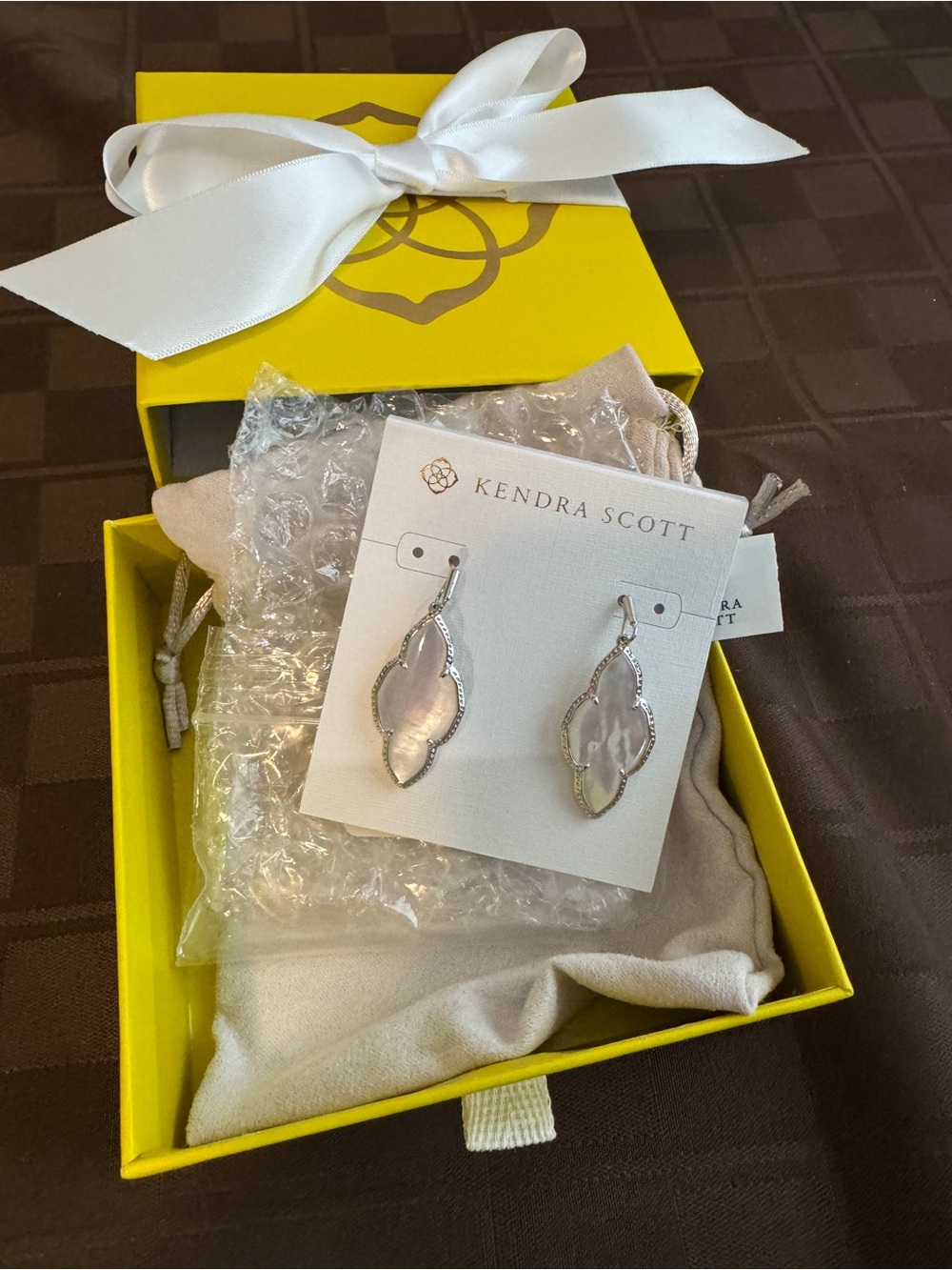 Kendra Scott Silver Mother-of-Pearl Abbie Drop Earrings